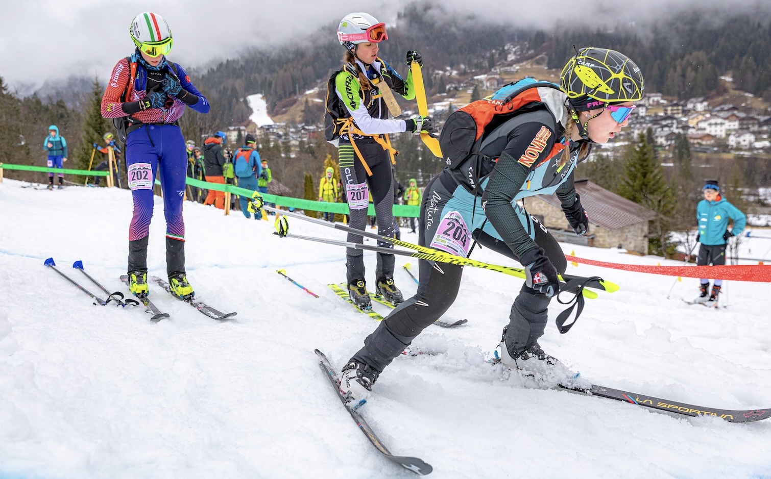 SCI ALPINISMO ISMF FORNI DI SOPRA 1002